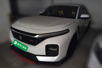 宝骏RC-5 2020款 1.5L 手动智耀精英型