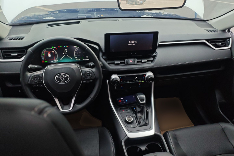 丰田 威兰达 2023款 双擎 2.5L E-CVT四驱尊贵版中控内饰7002