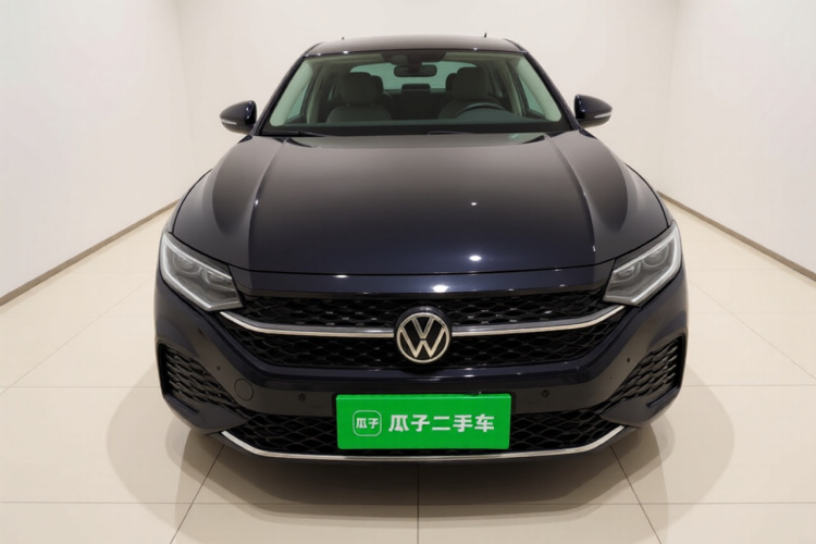 大众 帕萨特 2023款 330TSI 星空精英版车身外观2