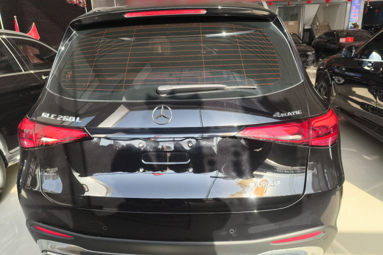 奔驰GLC 2024款 GLC 260 L 4MATIC 豪华型 5座车身外观6