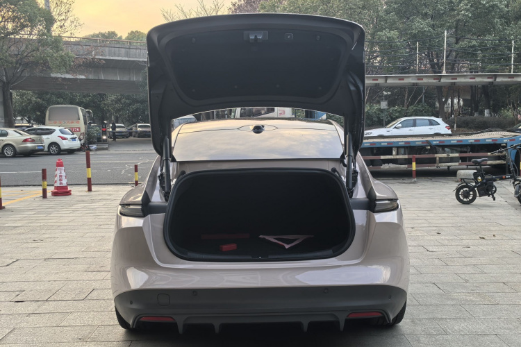 蔚来ET5 2022款 75kWh局部细节23