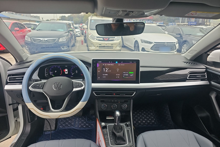 大众 朗逸 2023款 1.5L 自动五百万版中控内饰7002