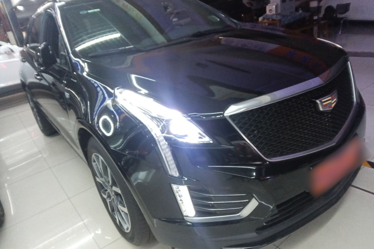 凯迪拉克XT5 2023款 2.0T 四驱尊贵型（至臻版）车身外观3