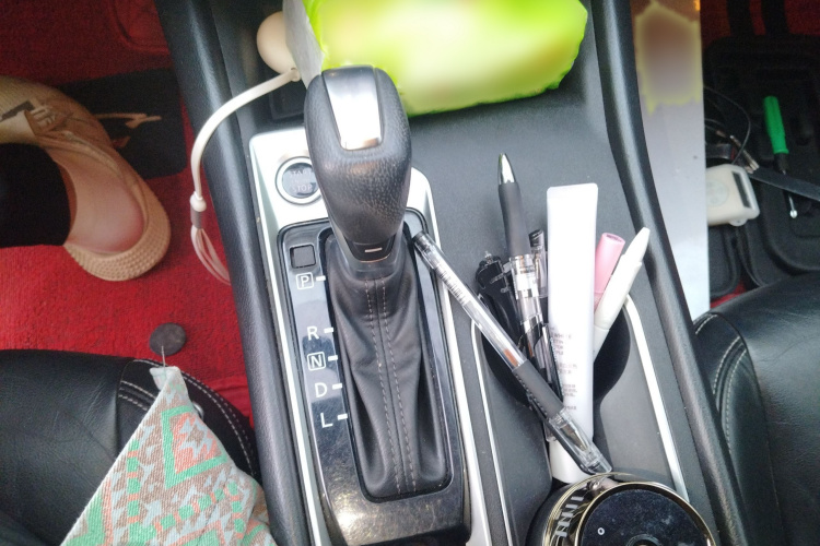 日产 天籁 2019款 2.0L XL 舒适版局部细节18