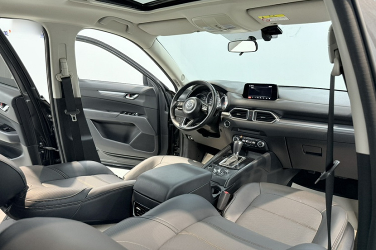 马自达CX-5 2020款 改款 2.0L 自动两驱智慧型中控内饰7003