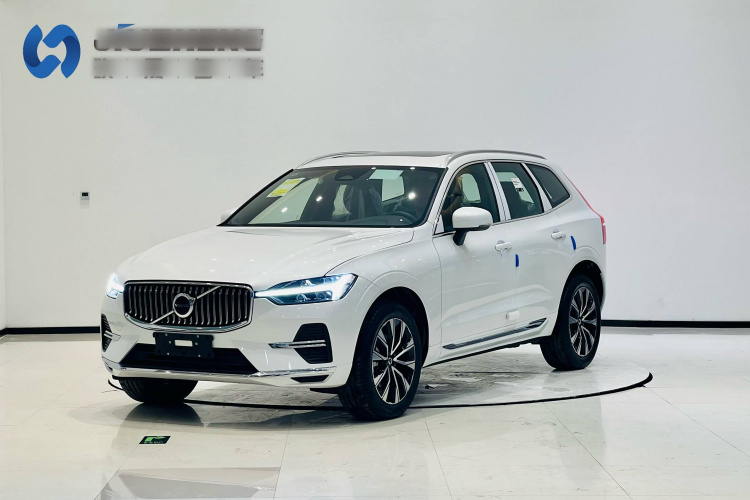 沃尔沃XC60 2025款 B5 四驱智远豪华版车身外观1