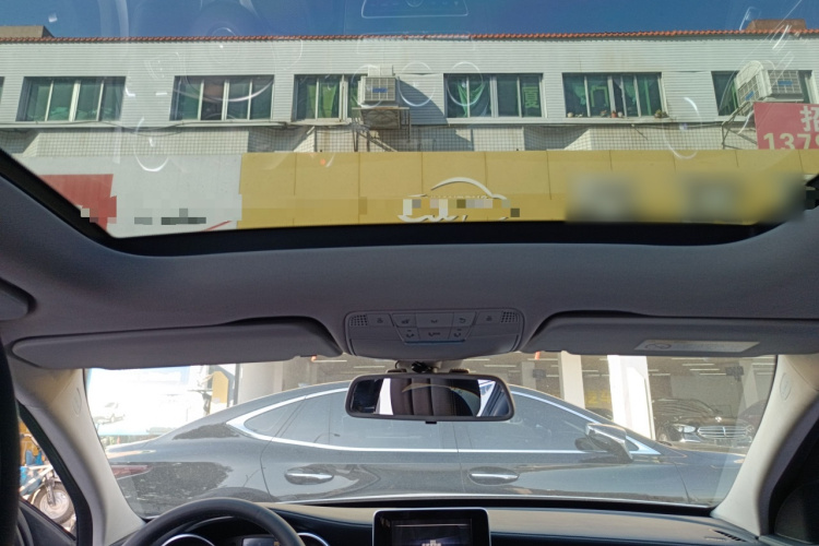 奔驰C级 2016款 C 200 L 运动型中控内饰22