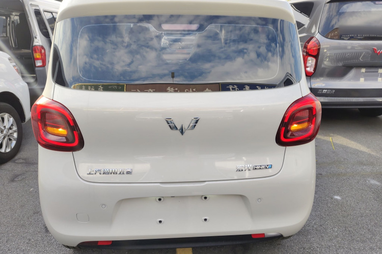 五菱汽车 宏光MINIEV 2025款 四门版 进阶款车身外观6