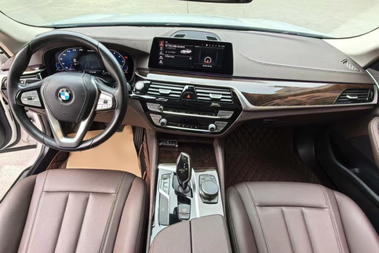 宝马5系 2020款 525Li 豪华套装中控内饰7002