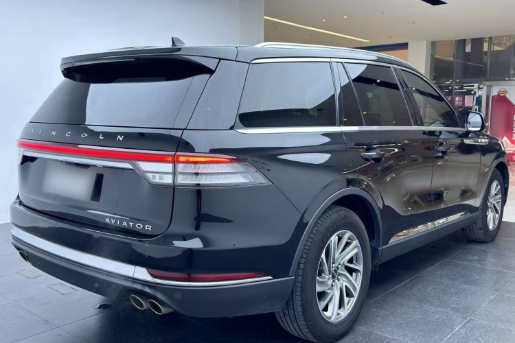 林肯 飞行家 2020款 3.0T V6 四驱尊享版车身外观6007