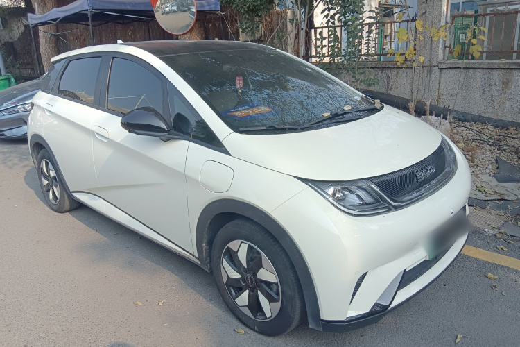 比亚迪 海豚 2024款 荣耀版 420km 时尚版车身外观3