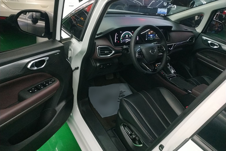 广汽传祺 传祺M6 2023款 PRO 270T DCT尊享版中控内饰20