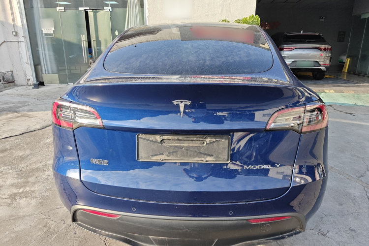 特斯拉 Model Y 2021款 长续航全轮驱动版车身外观6005