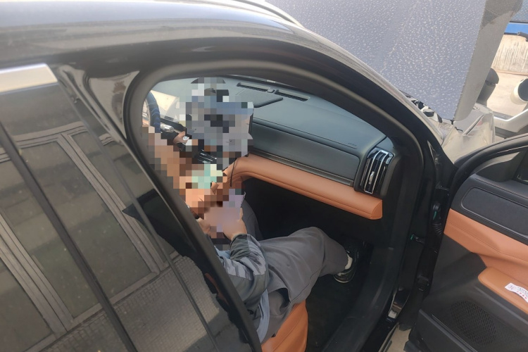 捷途山海L7 PLUS 2025款 121km 舒适版 5座局部细节9005