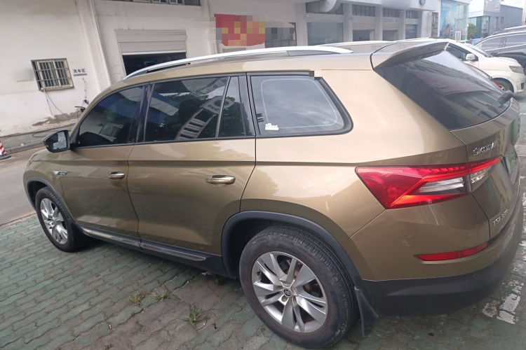 斯柯达 柯迪亚克 2017款 TSI330 5座两驱豪华版车身外观4