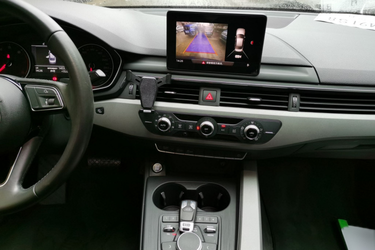奥迪A4L 2017款 Plus 40 TFSI 进取型局部细节16