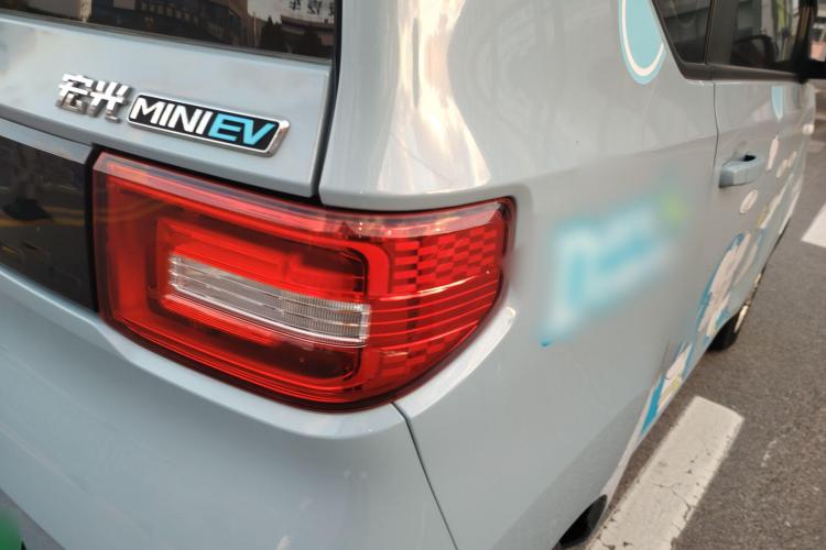 五菱汽车 宏光MINIEV 2020款 自在款 三元锂车身外观6006