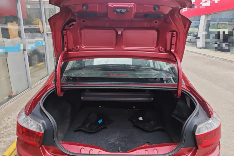 雪铁龙 爱丽舍 2014款 1.6L 自动时尚型局部细节23