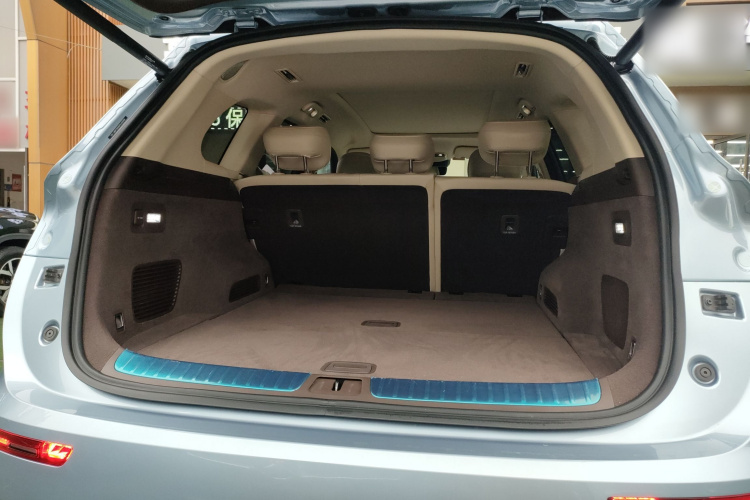 鸿蒙智行 问界M7 2024款 1.5T 后驱Plus版 5座机舱底盘23