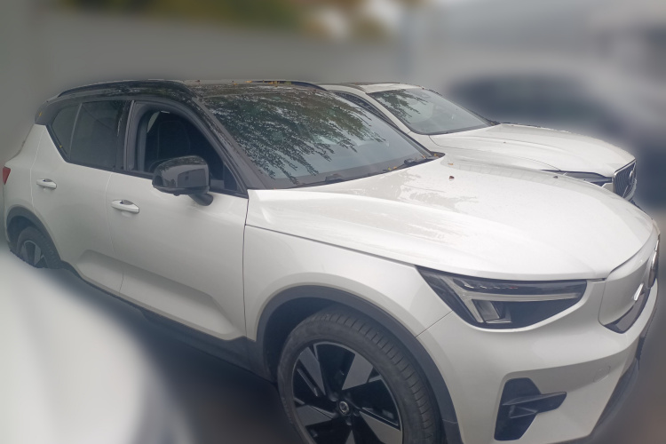 沃尔沃XC40新能源 2024款 长续航版车身外观3