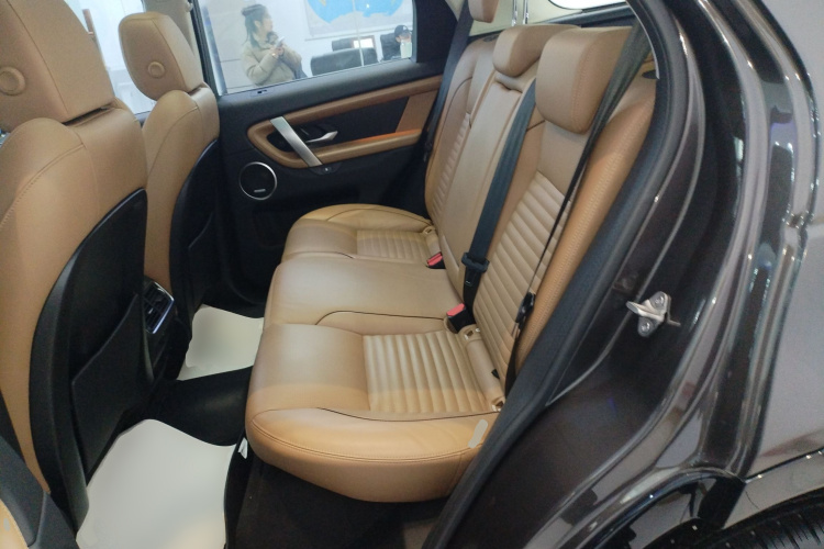 路虎 发现运动版 2024款 豪华定制版中控内饰21