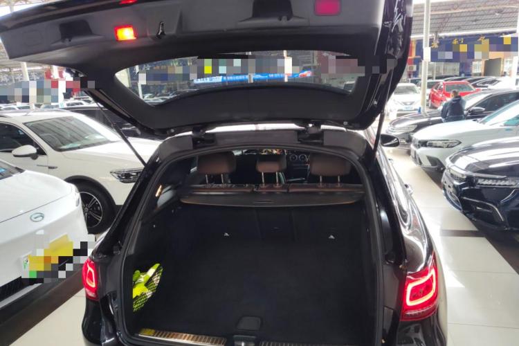奔驰GLC 2021款 GLC 260 L 4MATIC 豪华型局部细节23