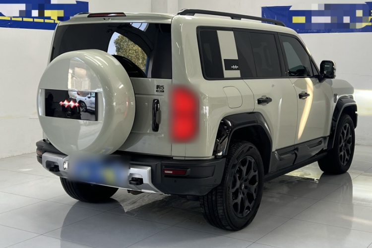 方程豹 豹5 2023款 云辇旗舰版车身外观6005