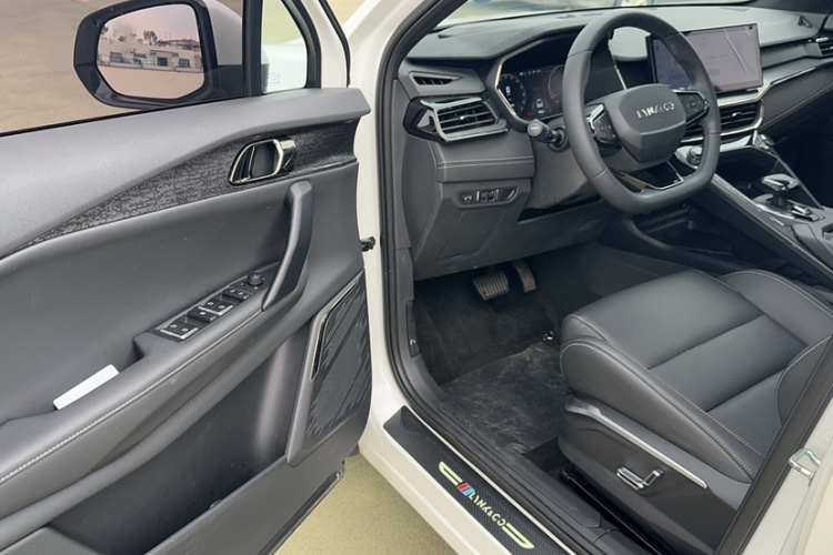 领克06 2023款 Remix 1.5T 劲Pro中控内饰7003