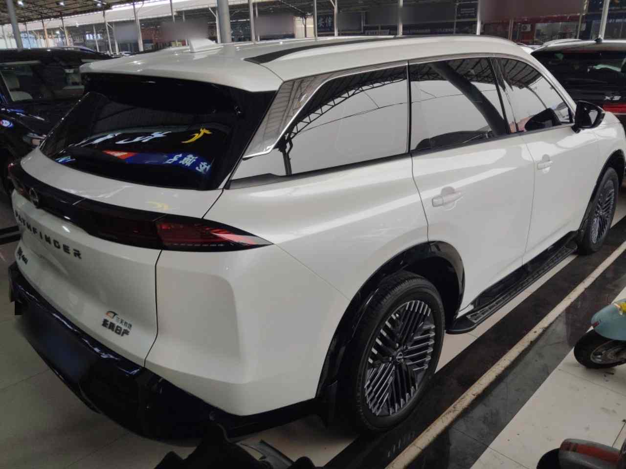 日产 探陆 2024款 380VC-TURBO 四驱智尊版 6座(4)