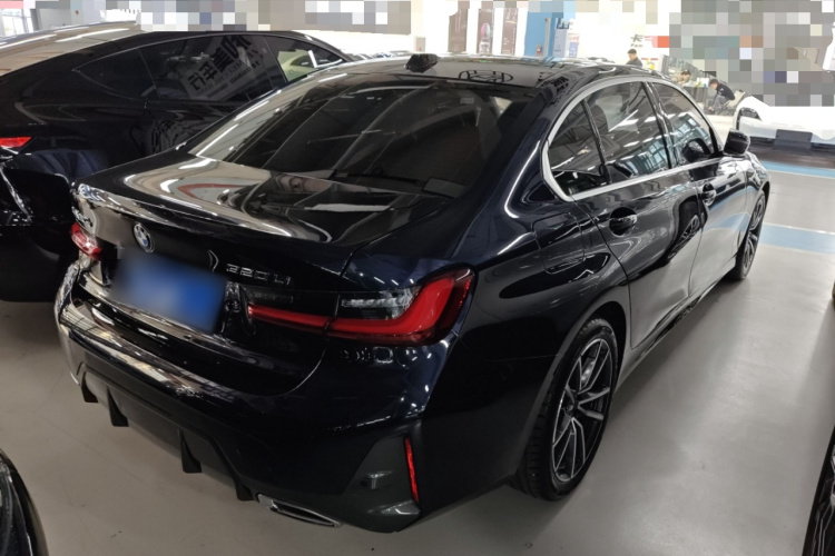 宝马3系 2023款 320Li M运动套装车身外观6005