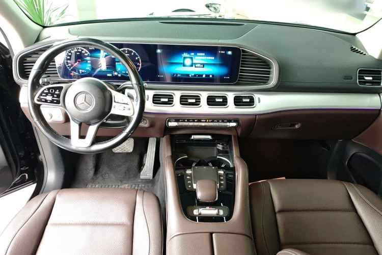 奔驰GLE 2021款 GLE 450 4MATIC 动感型中控内饰7002