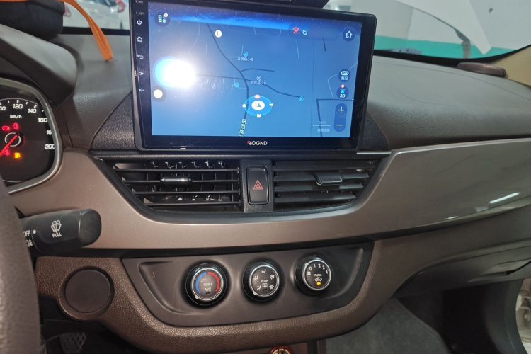 宝骏310W 2017款 1.5L 手动舒适型 国V局部细节16