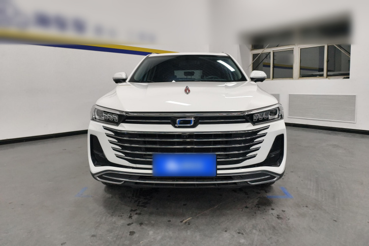 奔腾T77 2023款 1.5T 自动豪华型车身外观2