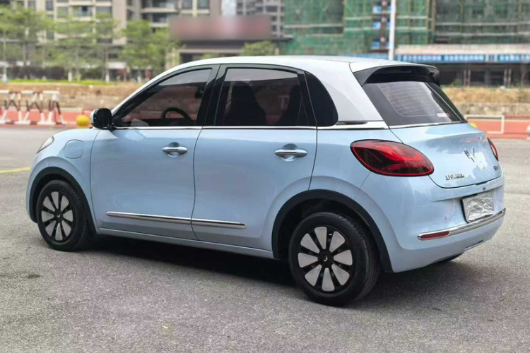 五菱汽车 五菱缤果 2023款 333km 灵犀互联+款车身外观6003