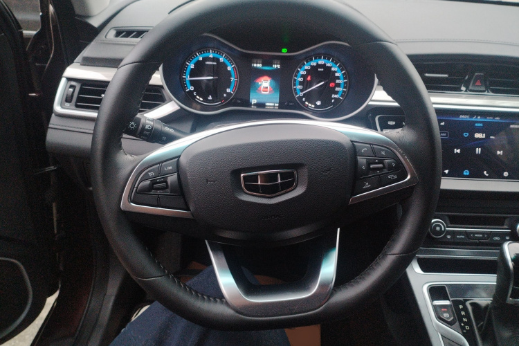 吉利汽车 帝豪 2019款 领军版 1.5L CVT豪华型 国VI中控内饰13