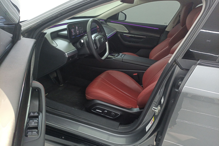 小鹏P7 2020款 670N中控内饰20