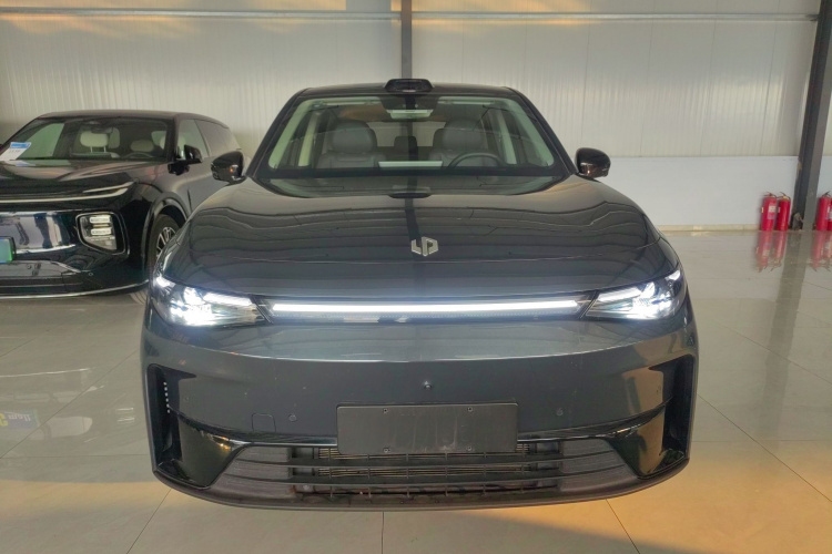 零跑汽车 零跑C10 2024款 210激光雷达版车身外观2