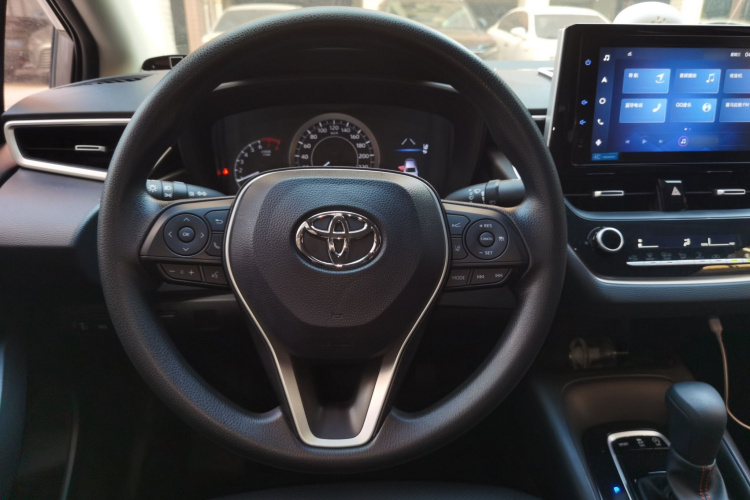 丰田 卡罗拉 2021款 1.2T S-CVT精英PLUS版局部细节13