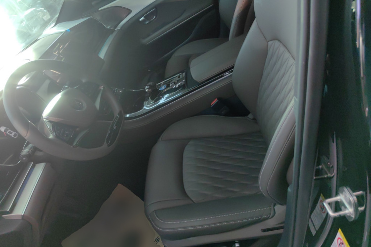 比亚迪 汉 2025款 DM-i 125KM精英型中控内饰19