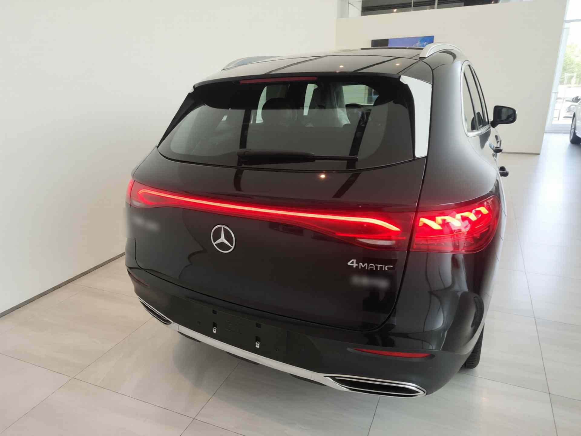 奔驰EQE SUV 2024款 500 4MATIC 豪华版(3)