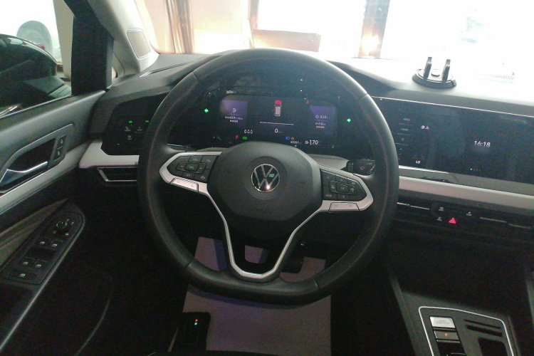 大众 高尔夫 2023款 280TSI DSG Pro中控内饰13