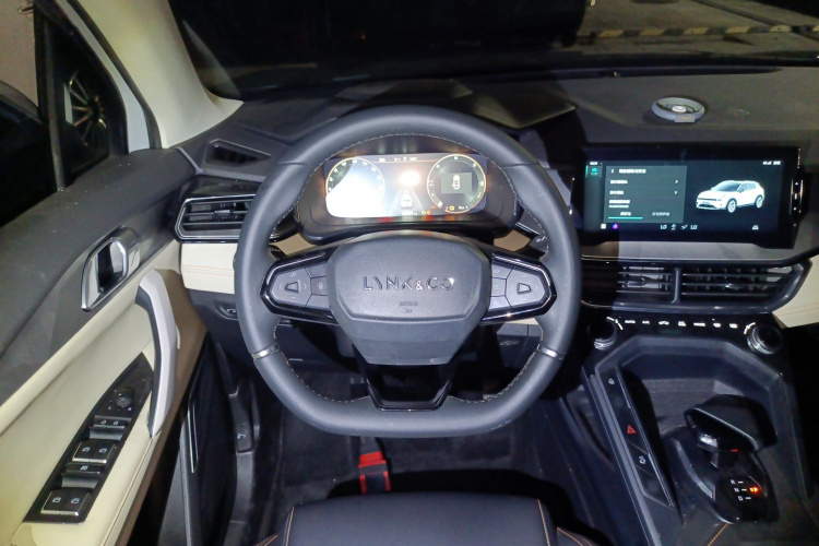 领克06 EM-P 2022款 PHEV 84KM续航版 Pro局部细节13