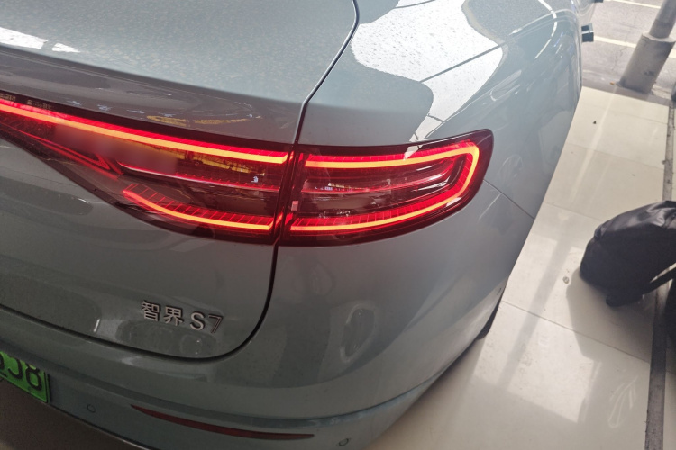 鸿蒙智行 智界S7 2024款 Max+车身外观9