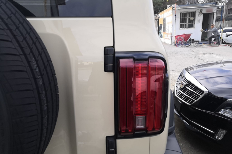 坦克300新能源 2025款 Hi4-T车身外观6006