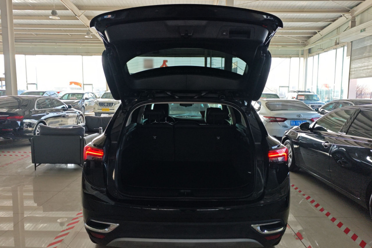 别克 2023款 昂科威S 552T 两驱豪华型机舱底盘23