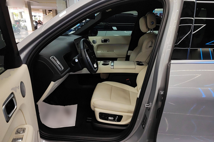 理想汽车 理想L9 2024款 Ultra局部细节19