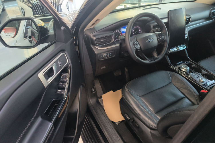 福特 探险者 2020款 EcoBoost 285 四驱风尚版 6座中控内饰20