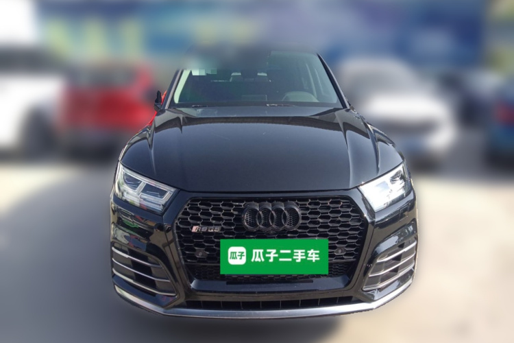 奥迪Q5L 2020款 改款 40 TFSI 荣享时尚型车身外观2