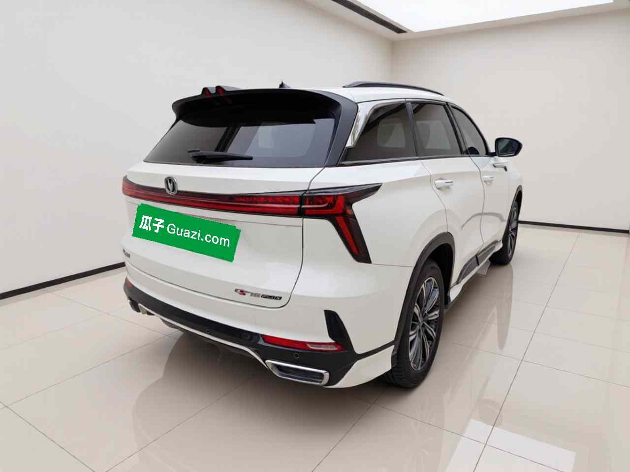长安CS75 PLUS 2023款 第三代 1.5T 自动尊贵型(5)
