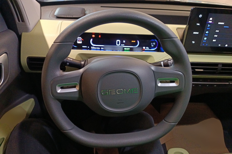 吉利银河 2024款 熊猫mini 200km 耐力熊局部细节13